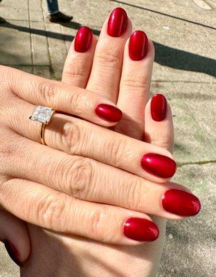 Red chrome dip mani-- perfect for christmas!