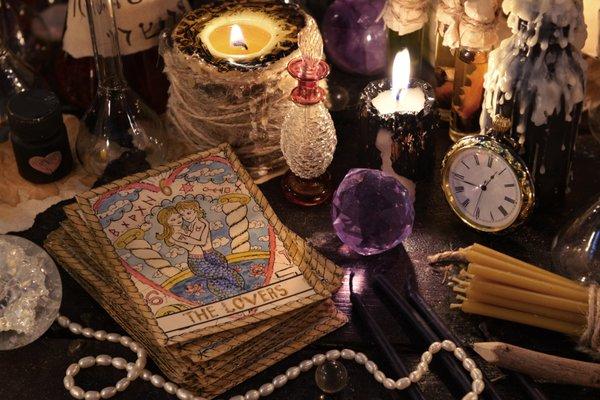 Tarot Reading Past, Present & Future