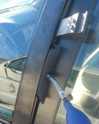 We unlock doors with professional tools that will NOT damage your car