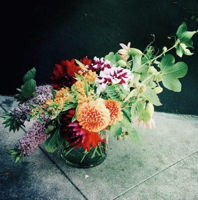 Stunning flowers for Delivery and Pick up in the Sellwood neighborhood in Portland Oregon