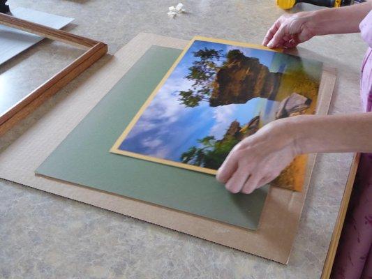 Your DIY Picture Frame Store