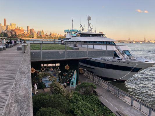 Hornblower Cruises departures