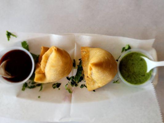 Samosa, dough is good!