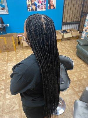 Long, knee-length, knotless box braids