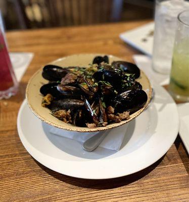 Mussels appetizer $18 (8/2023)