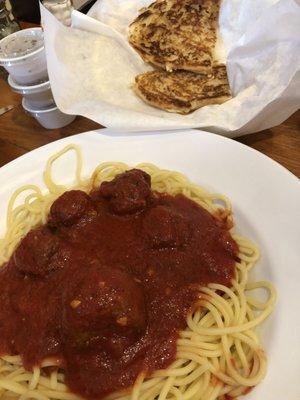 Spaghetti with Gramma Lil's infamous sauce and garlic bread