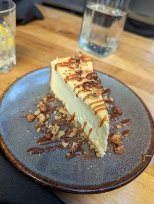 Pecan cheesecake