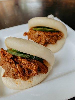 Pork belly steamed buns