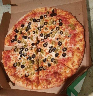 Large pizza, double olives