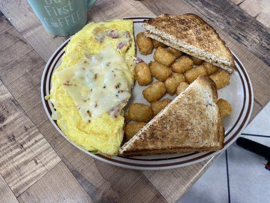 Smoked sausage omelette