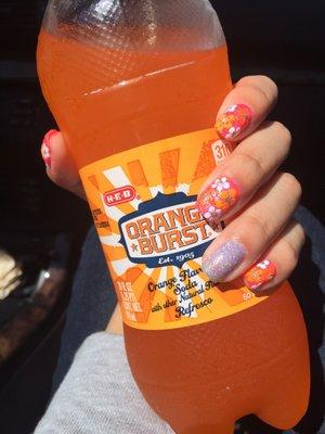 Polish: Bright orange & Glitter with Design