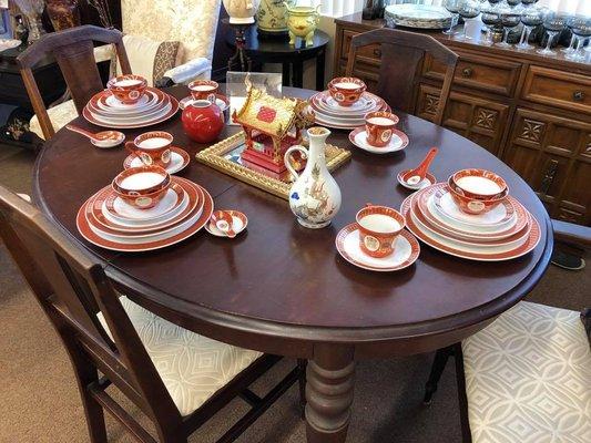 antique mahogany table