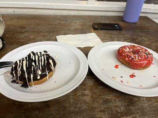 Oreo donut Strawberry donut