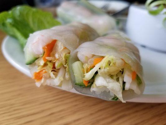 Very tasty spring rolls and sauce!