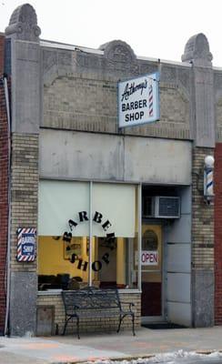 Anthony's Barber Shop storefront