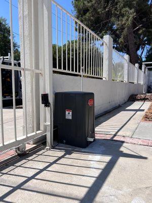 New electric slide gate opener installed in Los Angeles