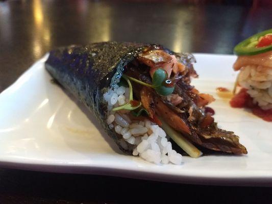 Salmon Skin hand roll.