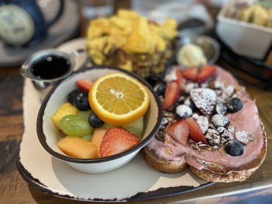 Strawberry crunch French toast