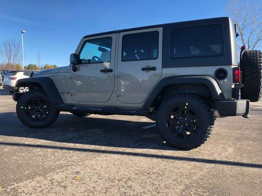 Jim Riehl's Friendly Chrysler Dodge Jeep Ram SRT