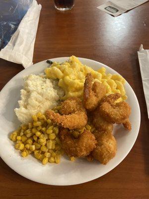 fried shrimp & Mashed Potatoes & Corn & Macaroni And Cheese