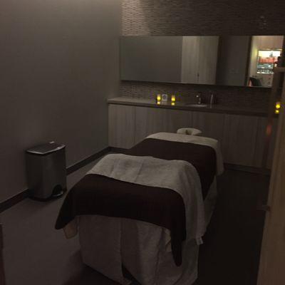 Relaxing treatment room