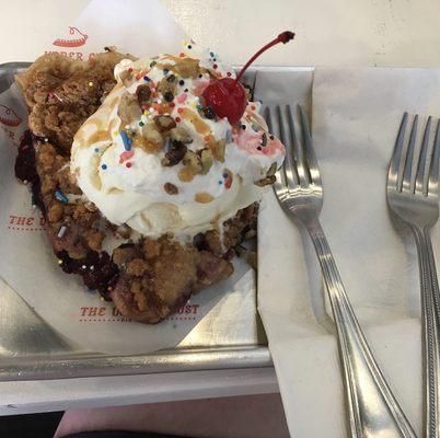 You can't go wrong with a pie sundae!