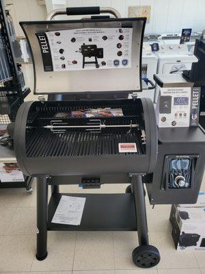 The Traeger cannot compete with this pellet smoker. Heavy duty insulation and even better technology to track grill and meat temps!