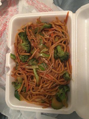 Vegetable lo mein.