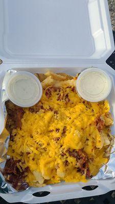 Bacon cheese fries