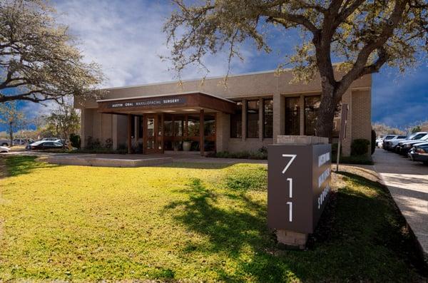 Austin Oral Surgery's Central Austin location, located on 38th St, between Lamar and Guadalupe.