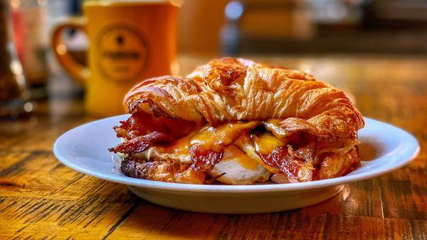 Breakfast Sammy (Croissant / Bacon / Egg / Cheese)