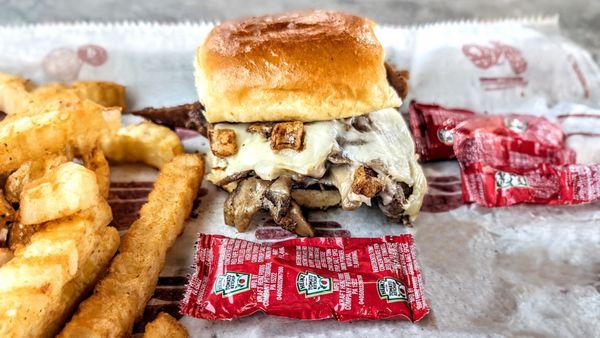 Steakhouse Rib-eye Slider.