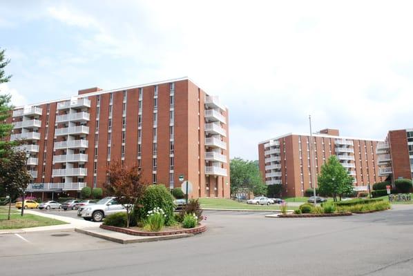 Riverpark and River's Edge Apartments