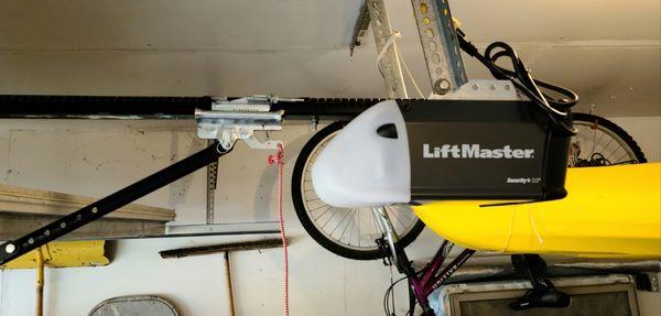 New liftmaster garage door opener installed.