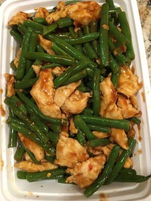 Garlic chicken with string beans