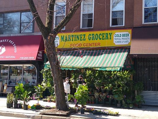 Martinez Grocery