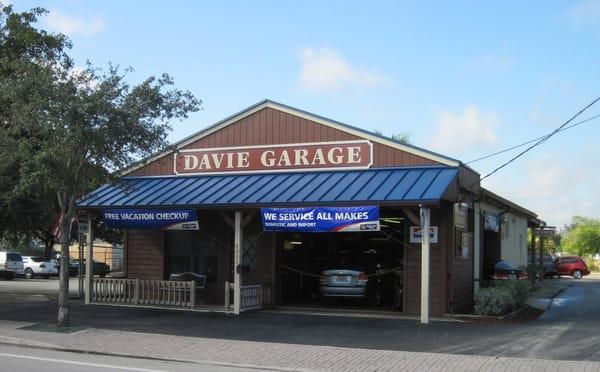 Davie Garage on 4301 SW 64th Avenue (Davie Road)