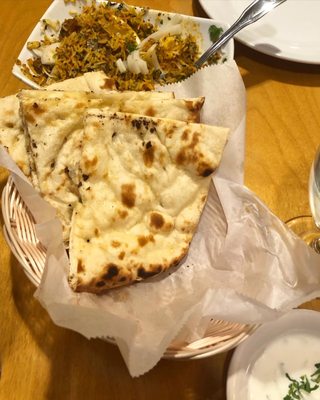 Naan and chicken biryani