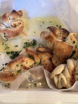 Garlic knots