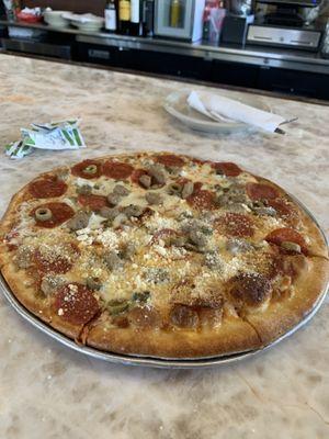 Small sausage, pepperoni and green olives