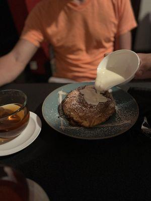 Pouring the glaze on top (and can request it on the side)