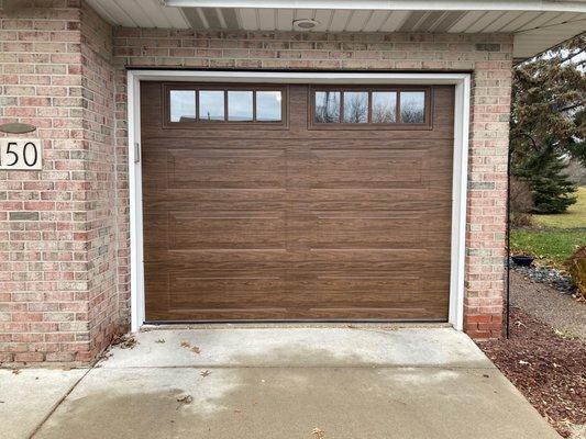 Long Ranch Panel 
 Oak Color
 Stockbridge Windows