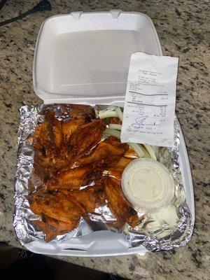 12 Party Wings For $20.99