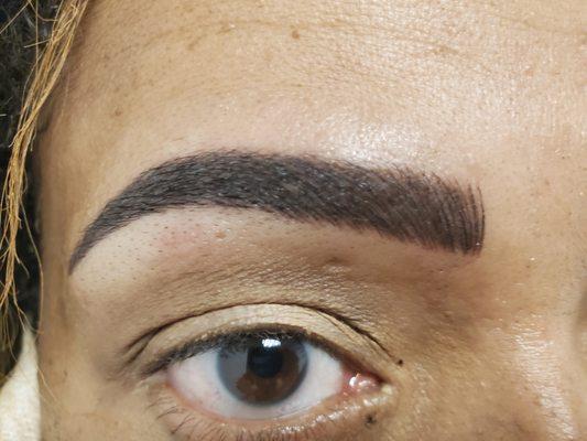 3D microblading with ombre