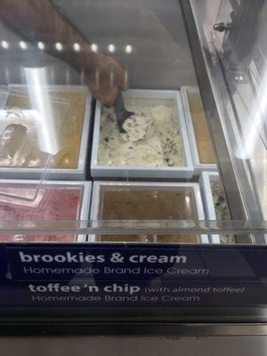 Brookies and cream