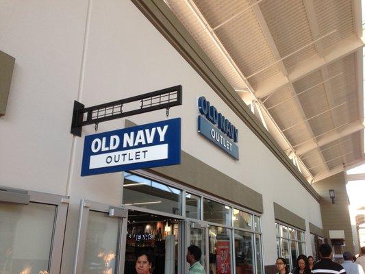 Old Navy Outlet Store Front, Livermore Premium Outlets, Livermore, CA.