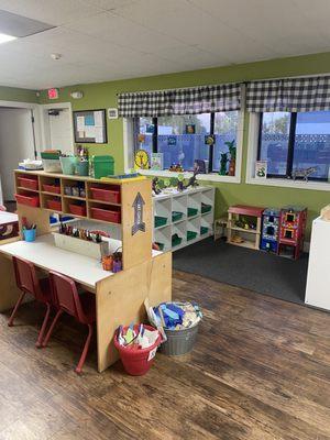 School centers, Montessori method, classical education, art, and enrichment activities.