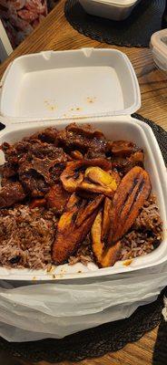 Coconut rice with oxtail.