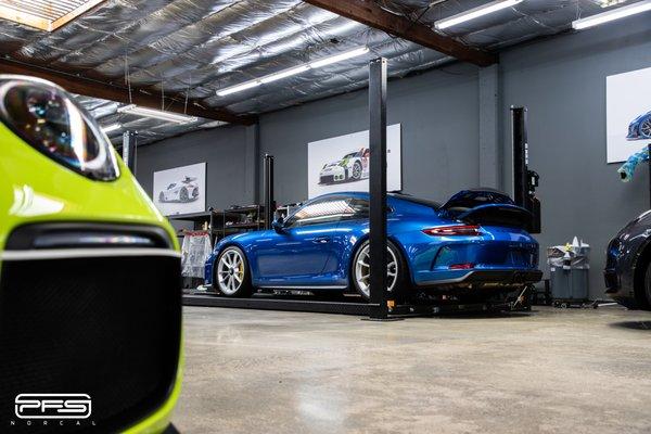 GT2RS and GT3