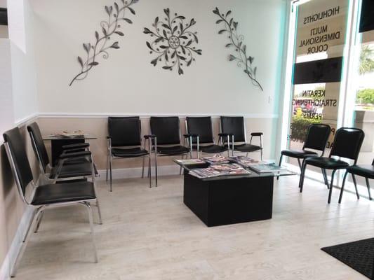 Mane design hair salon waiting room